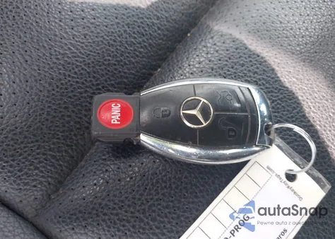 2009 Mercedes-Benz C 300 Luxury 4Matic/Sport 4Matic from USA, damaged, VIN WDDGF81X09R073925